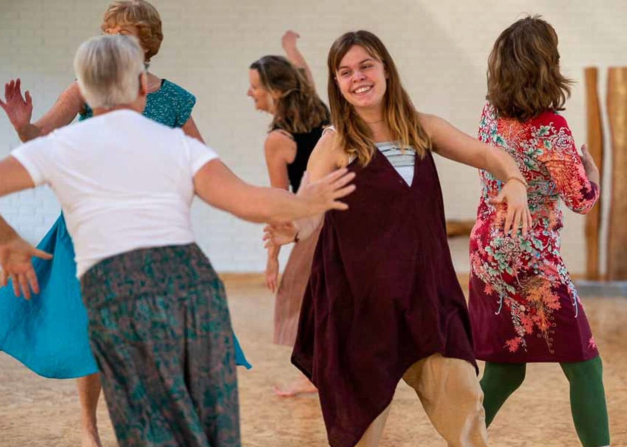 Biodanza04-Hannah-Hansen-biodanza2